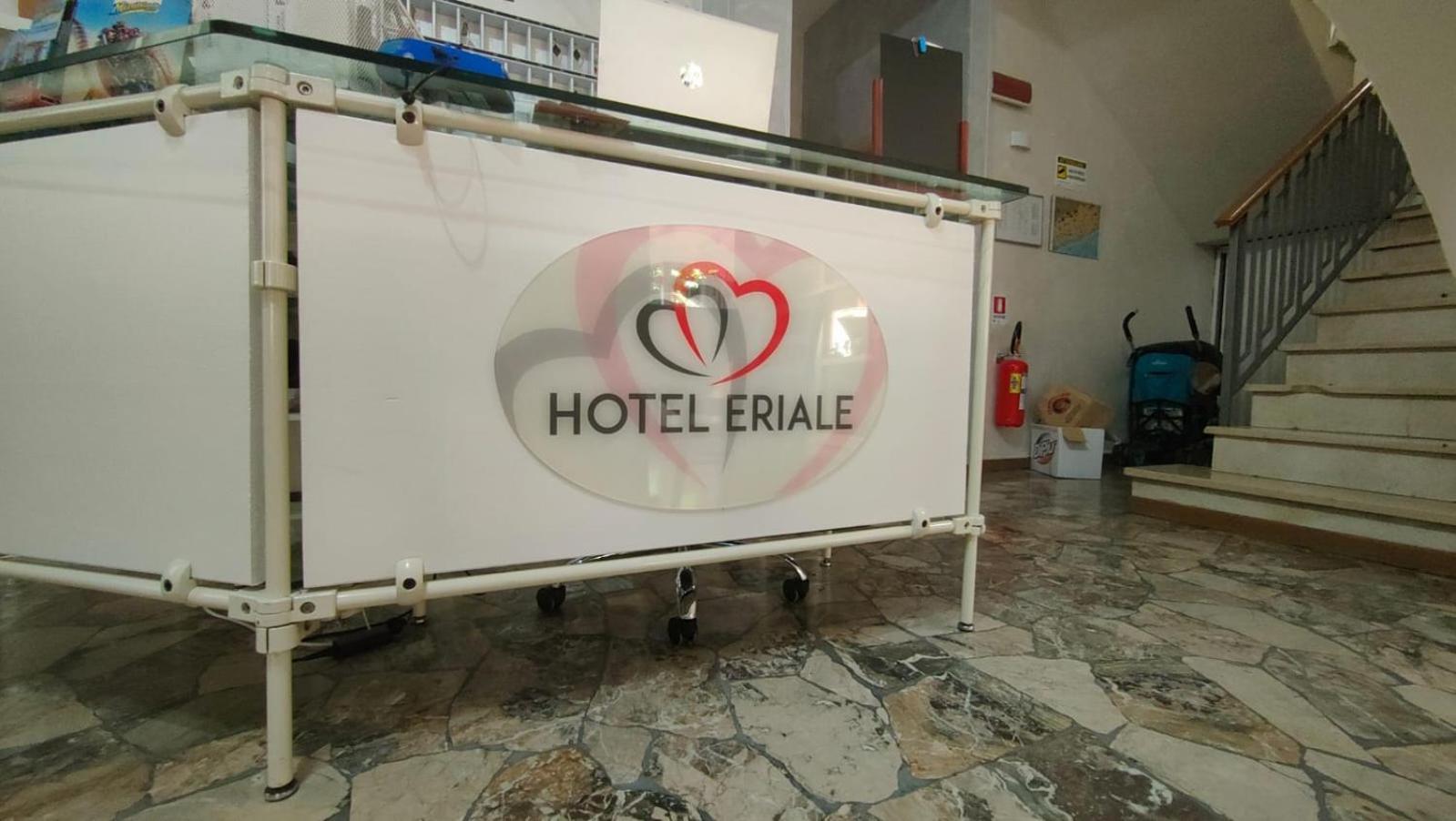 Hotel Eriale Rimini Exterior foto